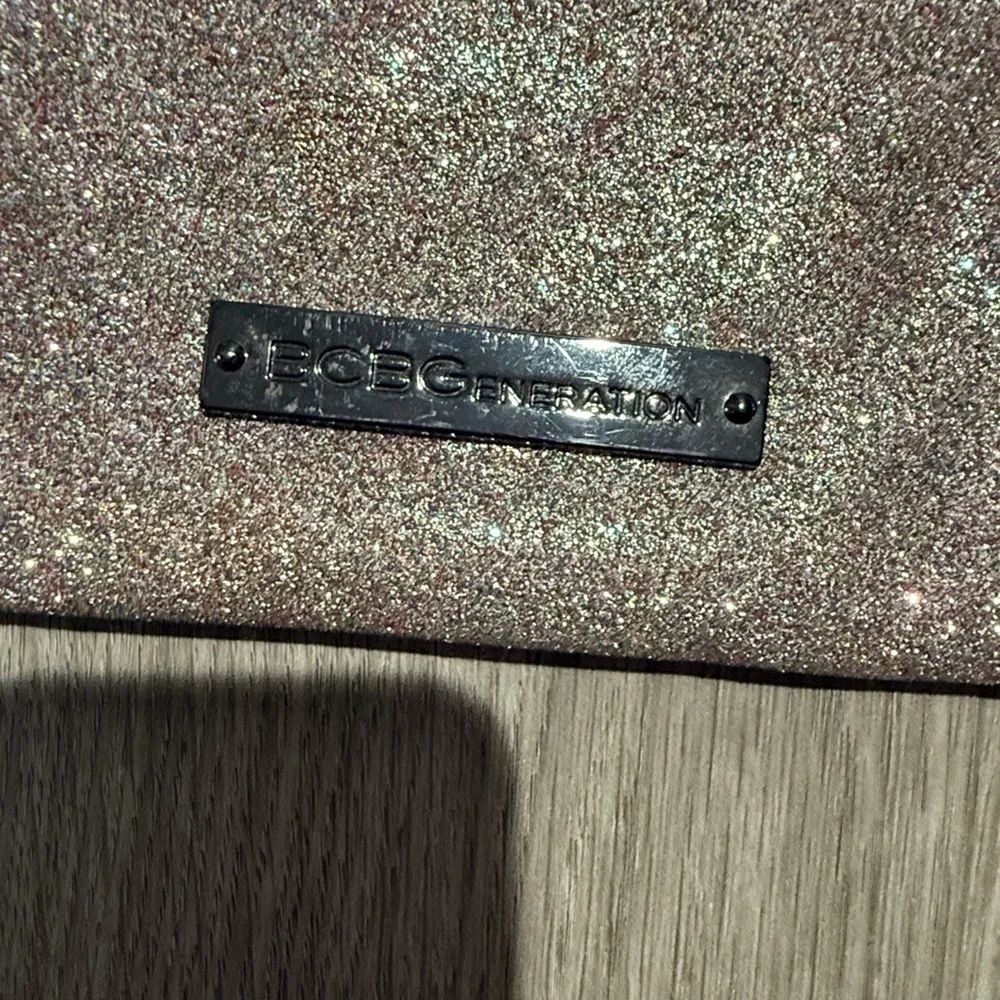 BCBG Generation Glittery Pink‎ clutch